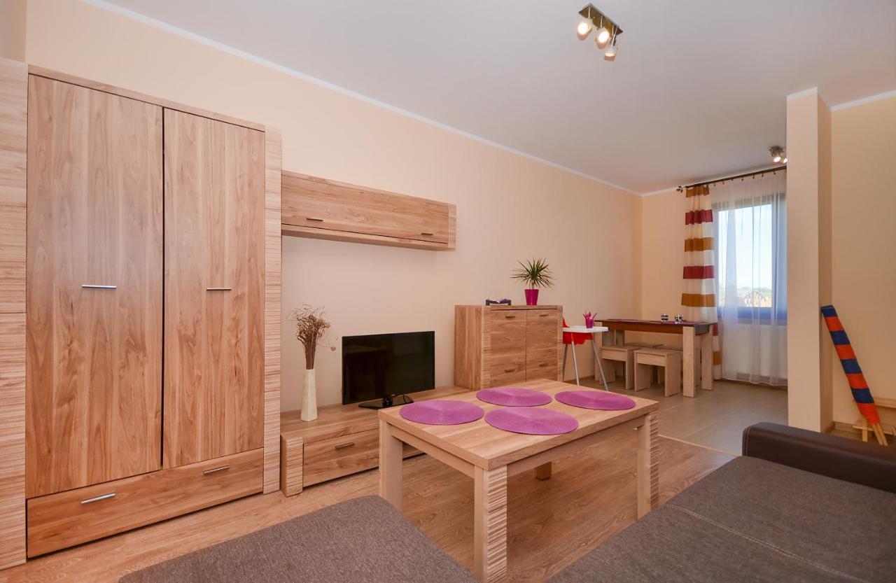 Apartamenty Teczowe Ujście-Darłowskie Buitenkant foto