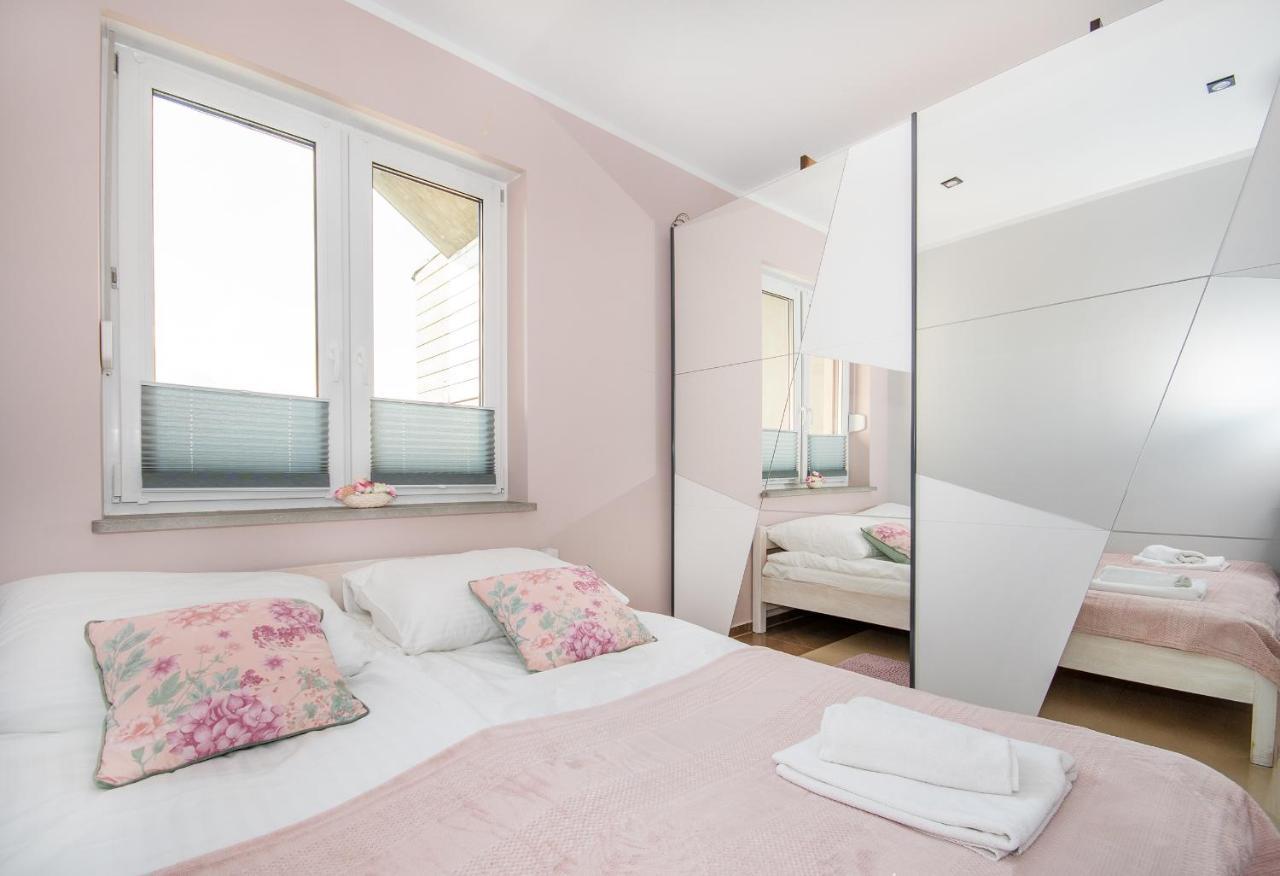 Apartamenty Teczowe Ujście-Darłowskie Buitenkant foto