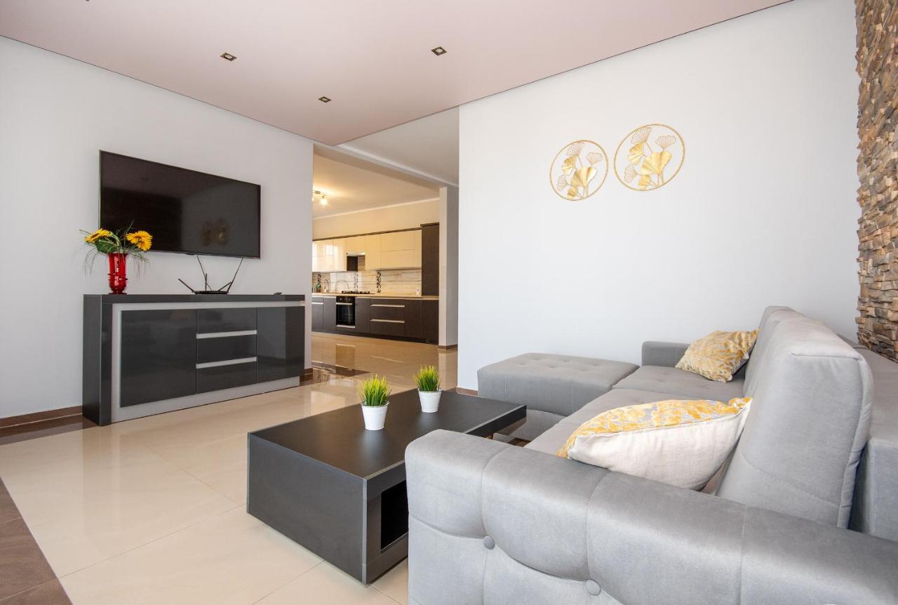 Apartamenty Teczowe Ujście-Darłowskie Buitenkant foto